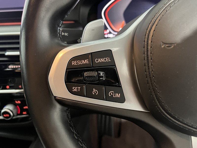 2021 (71) BMW 5 SERIES 530d xDrive MHT M Sport 4dr Auto 5884553