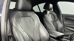 2021 (71) BMW 5 SERIES 530d xDrive MHT M Sport 4dr Auto 5884540
