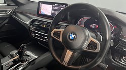 2021 (71) BMW 5 SERIES 530d xDrive MHT M Sport 4dr Auto 5884535