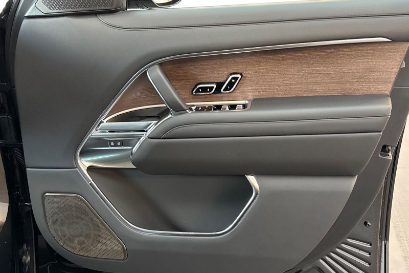  LAND ROVER RANGE ROVER 3.0 D350 Autobiography LWB 4dr Auto 4792563