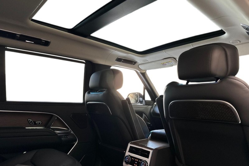  LAND ROVER RANGE ROVER 3.0 D350 Autobiography LWB 4dr Auto 4792562