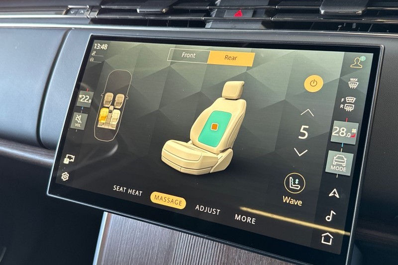  LAND ROVER RANGE ROVER 3.0 D350 Autobiography LWB 4dr Auto 4792595