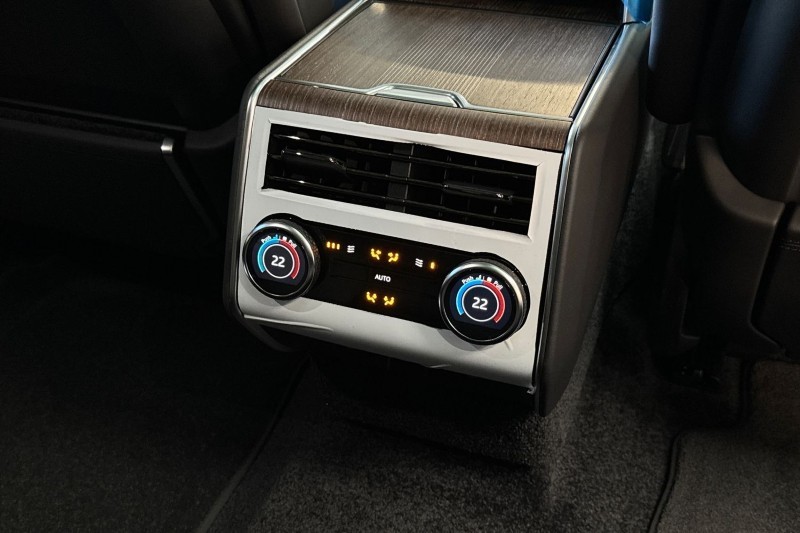  LAND ROVER RANGE ROVER 3.0 D350 Autobiography LWB 4dr Auto 4792559