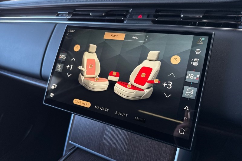  LAND ROVER RANGE ROVER 3.0 D350 Autobiography LWB 4dr Auto 4792574