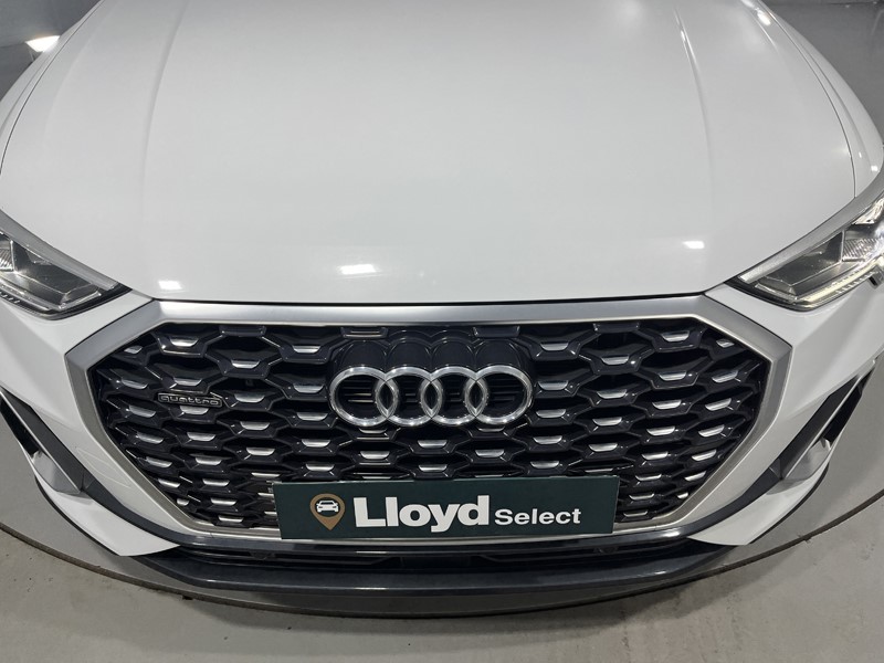 2021 (21) AUDI Q3 40 TDI 200 Quattro S Line 5dr S Tronic 5889096