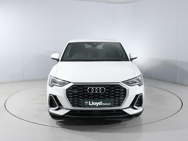 2021 (21) AUDI Q3 40 TDI 200 Quattro S Line 5dr S Tronic 5889075
