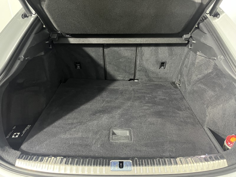 2021 (21) AUDI Q3 40 TDI 200 Quattro S Line 5dr S Tronic 5889072