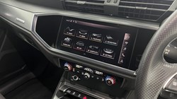 2021 (21) AUDI Q3 40 TDI 200 Quattro S Line 5dr S Tronic 5889067