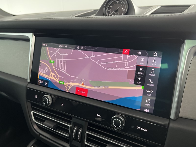 2021 (71) PORSCHE MACAN 5dr PDK 5891777