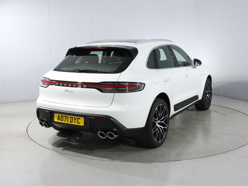 2021 (71) PORSCHE MACAN 5dr PDK 5891810