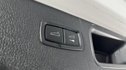 2021 (71) PORSCHE MACAN 5dr PDK 5891808