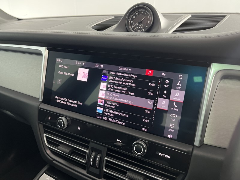 2021 (71) PORSCHE MACAN 5dr PDK 5891788