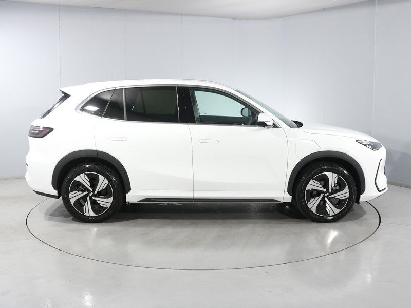 2026 (76) GEELY EX5 160kW Max 60kWh 5dr Auto 5942660