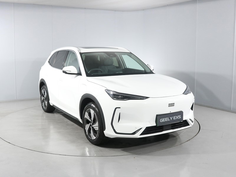 2026 (76) GEELY EX5 160kW Max 60kWh 5dr Auto