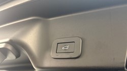 2025 (25) LAND ROVER RANGE ROVER EVOQUE 1.5 P270e Dynamic SE 5dr Auto 5044015