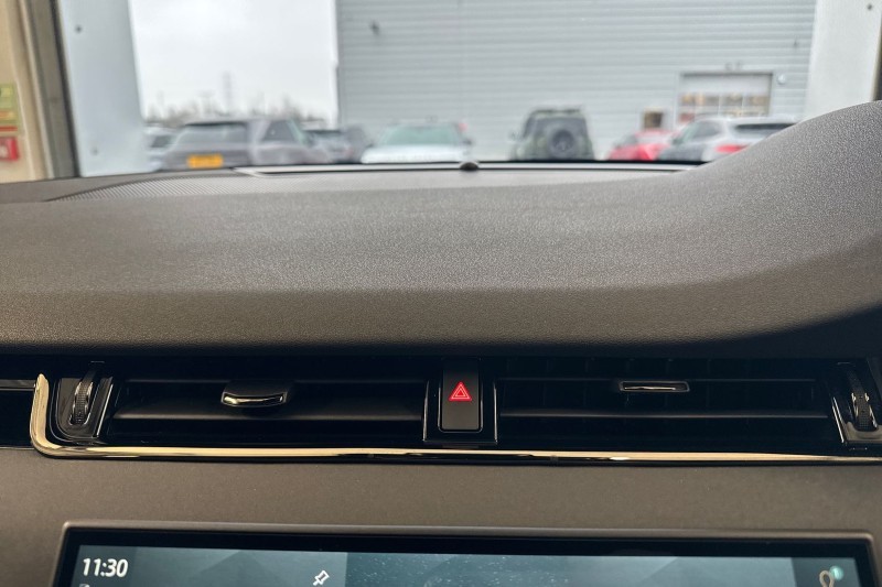 2025 (25) LAND ROVER RANGE ROVER EVOQUE 1.5 P270e Dynamic SE 5dr Auto 5044010