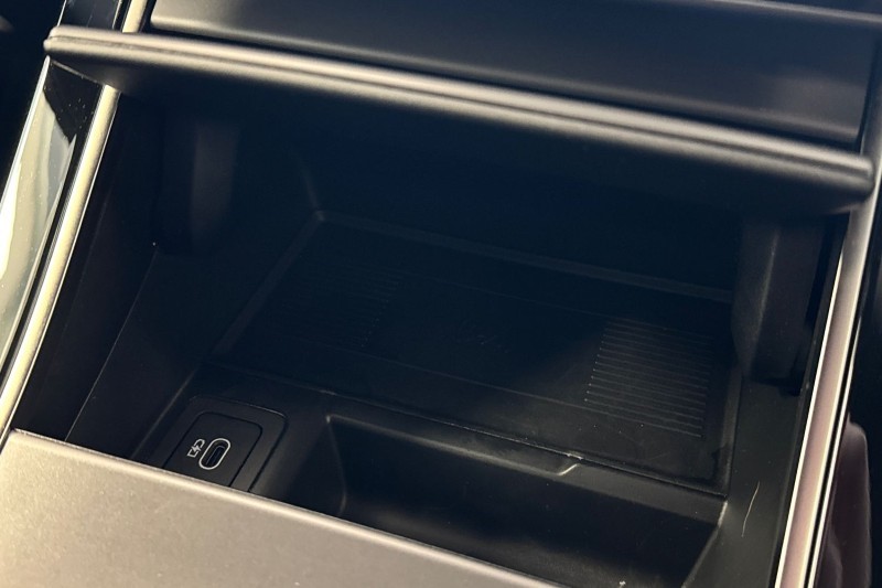 2025 (25) LAND ROVER RANGE ROVER EVOQUE 1.5 P270e Dynamic SE 5dr Auto 5044011