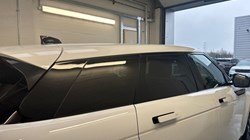 2025 (25) LAND ROVER RANGE ROVER EVOQUE 1.5 P270e Dynamic SE 5dr Auto 5044026