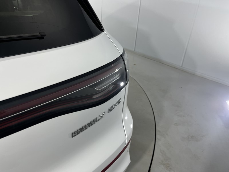 2026 (76) GEELY EX5 160kW Max 60kWh 5dr Auto 5943997