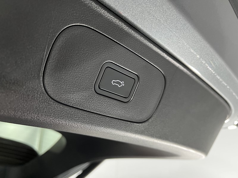 2026 (76) GEELY STARRAY 1.5 EM-i Max 5dr Auto 5927500
