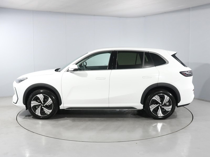 2026 (76) GEELY EX5 160kW Max 60kWh 5dr Auto 5942606