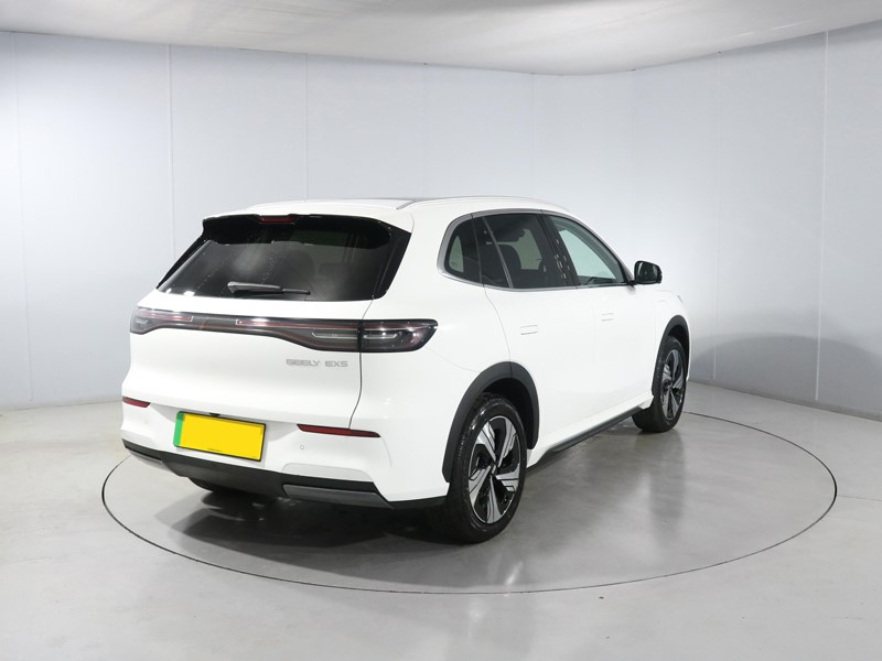 2026 (76) GEELY EX5 160kW Max 60kWh 5dr Auto 5942605