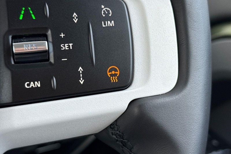  LAND ROVER DEFENDER 3.0 D350 X-Dynamic HSE 110 5dr Auto 5692571