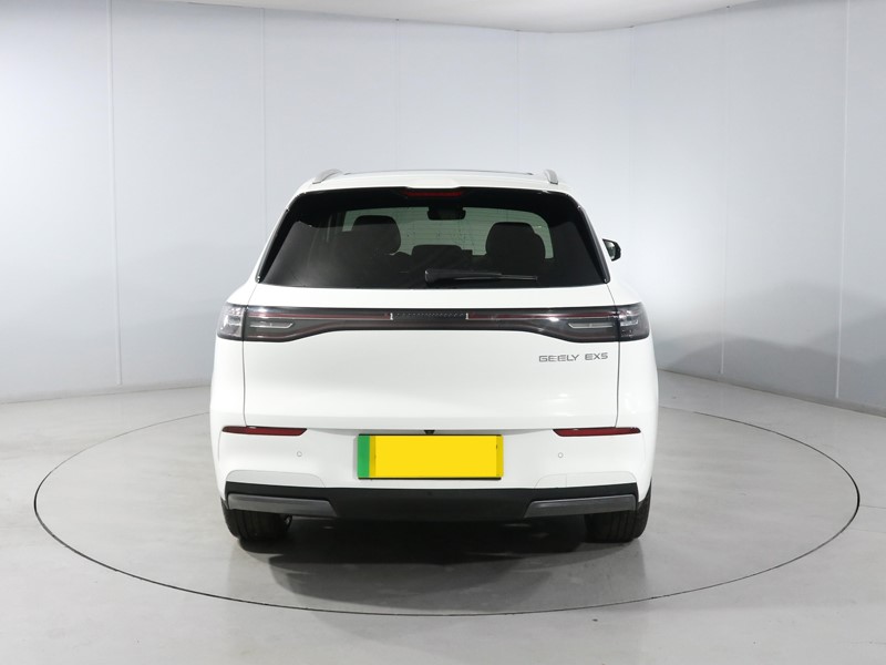 2026 (76) GEELY EX5 160kW Max 60kWh 5dr Auto 5942570