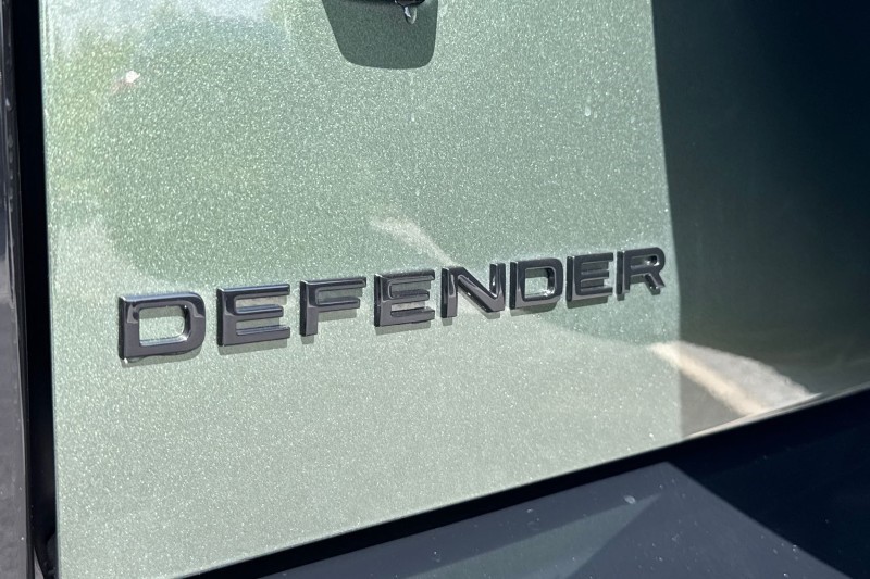  LAND ROVER DEFENDER 3.0 D250 X-Dynamic SE 110 5dr Auto 5311950