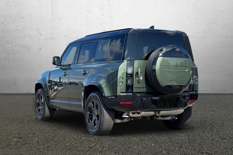  LAND ROVER DEFENDER 3.0 D250 X-Dynamic SE 110 5dr Auto 5311905