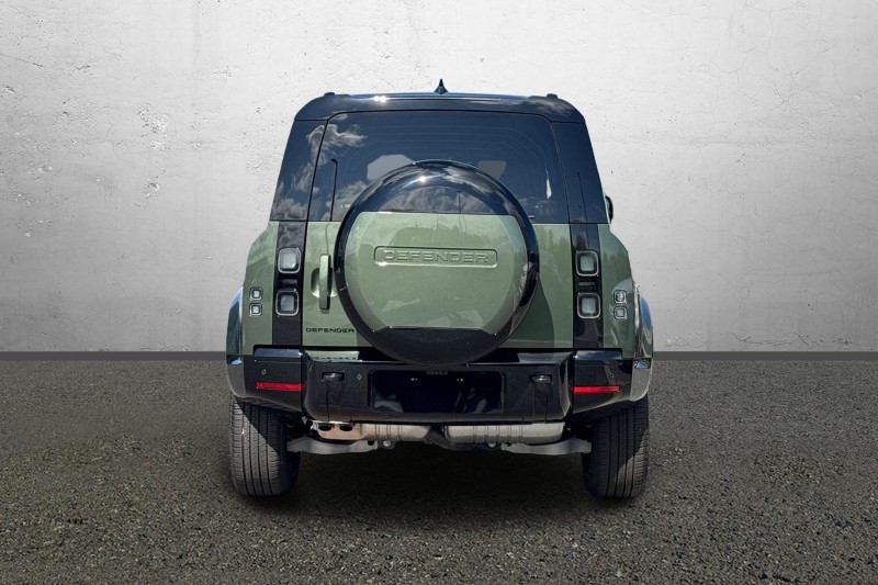  LAND ROVER DEFENDER 3.0 D250 X-Dynamic SE 110 5dr Auto 5311909