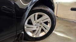 2025 (25) LAND ROVER RANGE ROVER EVOQUE 2.0 D165 S 5dr Auto 5048568