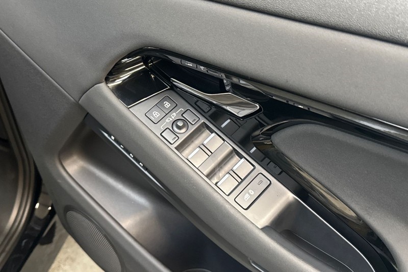 2025 (25) LAND ROVER RANGE ROVER EVOQUE 2.0 D165 S 5dr Auto 5048547