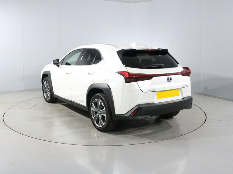 2022 (22) LEXUS UX 300e 150kW 54.3 kWh 5dr E-CVT 1