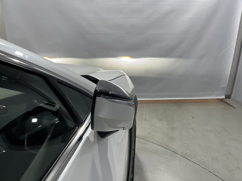 2022 (22) LEXUS UX 300e 150kW 54.3 kWh 5dr E-CVT 5910156