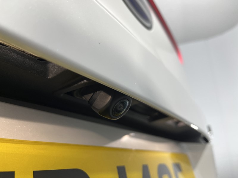 2022 (22) LEXUS UX 300e 150kW 54.3 kWh 5dr E-CVT 5910159