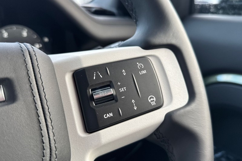  LAND ROVER DEFENDER 3.0 D250 X-Dynamic HSE 110 5dr Auto 4906384