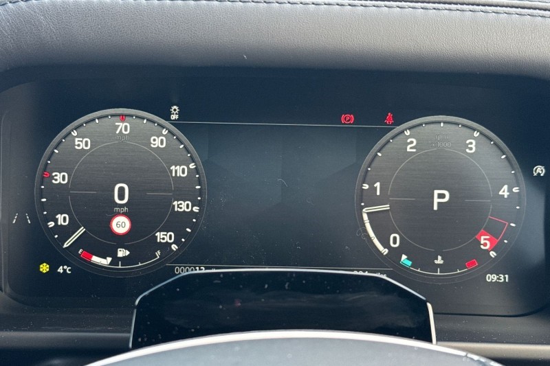  LAND ROVER DEFENDER 3.0 D250 X-Dynamic HSE 110 5dr Auto 4906370