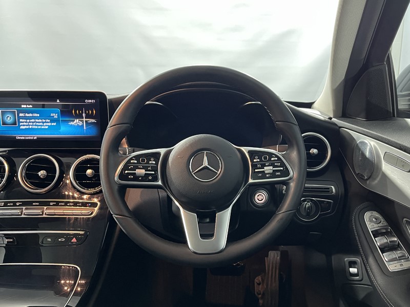 2018 (68) MERCEDES-BENZ C CLASS C200 Sport Premium Plus 4dr 9G-Tronic 5936245