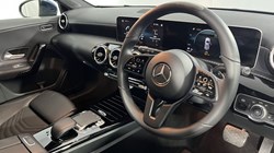 2019 (19) MERCEDES-BENZ A CLASS A180 SE Executive 5dr Auto 5929381