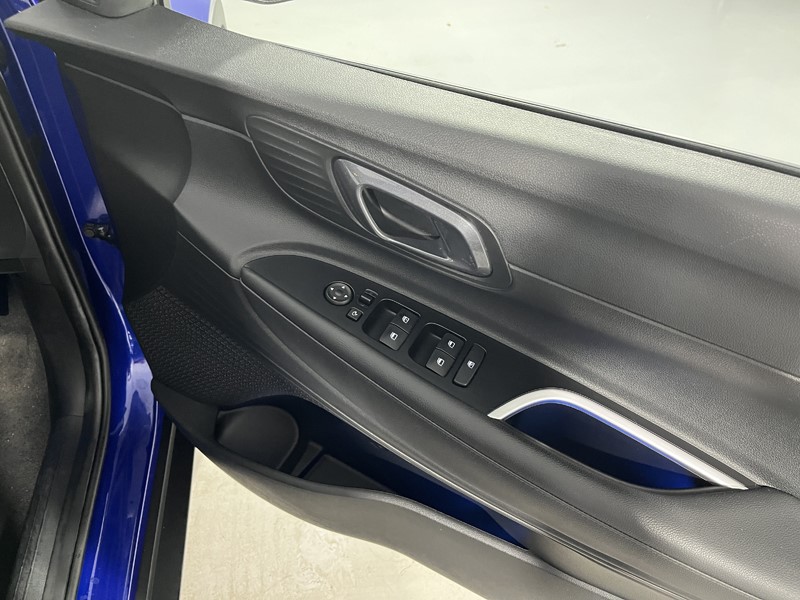 2023 (73) HYUNDAI BAYON 1.0 TGDi 48V MHEV Premium 5dr DCT 5941800