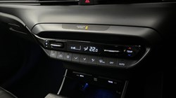 2023 (73) HYUNDAI BAYON 1.0 TGDi 48V MHEV Premium 5dr DCT 5941810