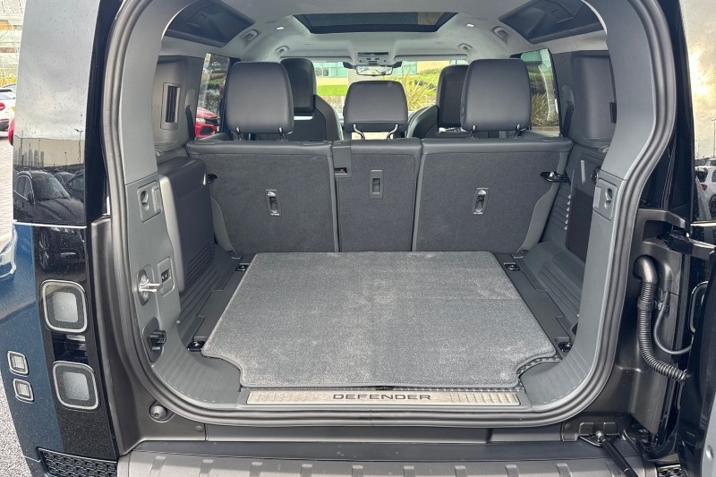  LAND ROVER DEFENDER 4.4 P635 Octa 110 5dr Auto 4945089