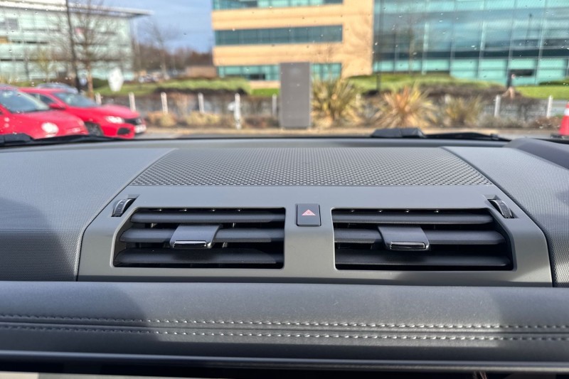  LAND ROVER DEFENDER 4.4 P635 Octa 110 5dr Auto 4945112