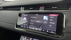2020 (70) LAND ROVER RANGE ROVER EVOQUE 2.0 P250 R-Dynamic SE 5dr Auto 5935955