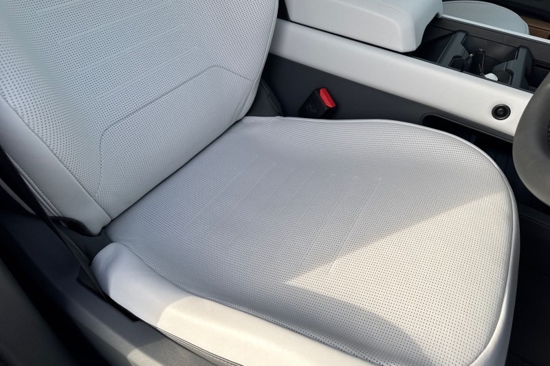  LAND ROVER DEFENDER 4.4 P635 Octa 110 5dr Auto 4945104