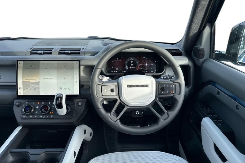  LAND ROVER DEFENDER 4.4 P635 Octa 110 5dr Auto 4945094