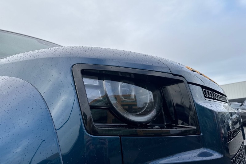  LAND ROVER DEFENDER 4.4 P635 Octa 110 5dr Auto 4945096