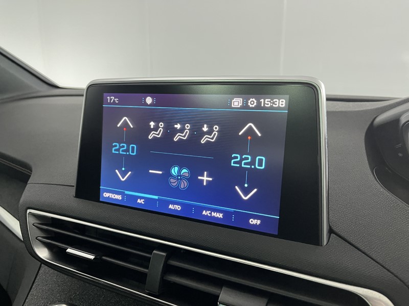 2020 (20) PEUGEOT 3008 1.6 PureTech 180 GT Line Premium 5dr EAT8 5941875