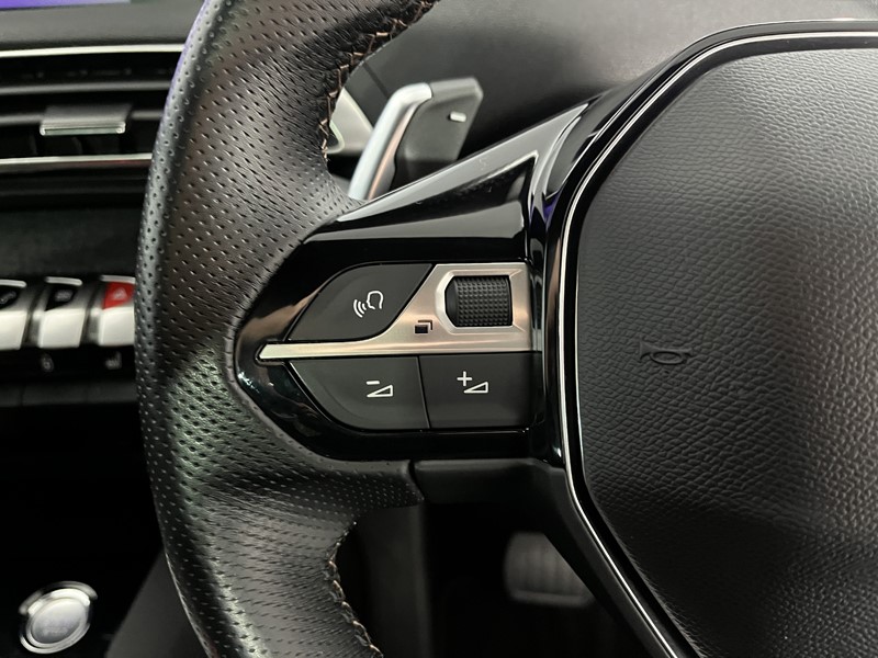 2020 (20) PEUGEOT 3008 1.6 PureTech 180 GT Line Premium 5dr EAT8 5941868